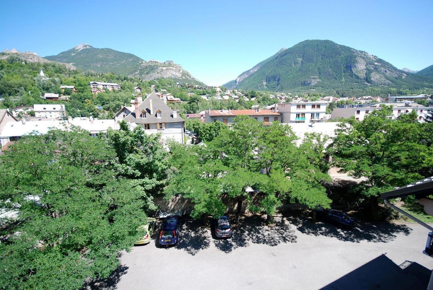 Hotel De Paris Briançon Exterior foto