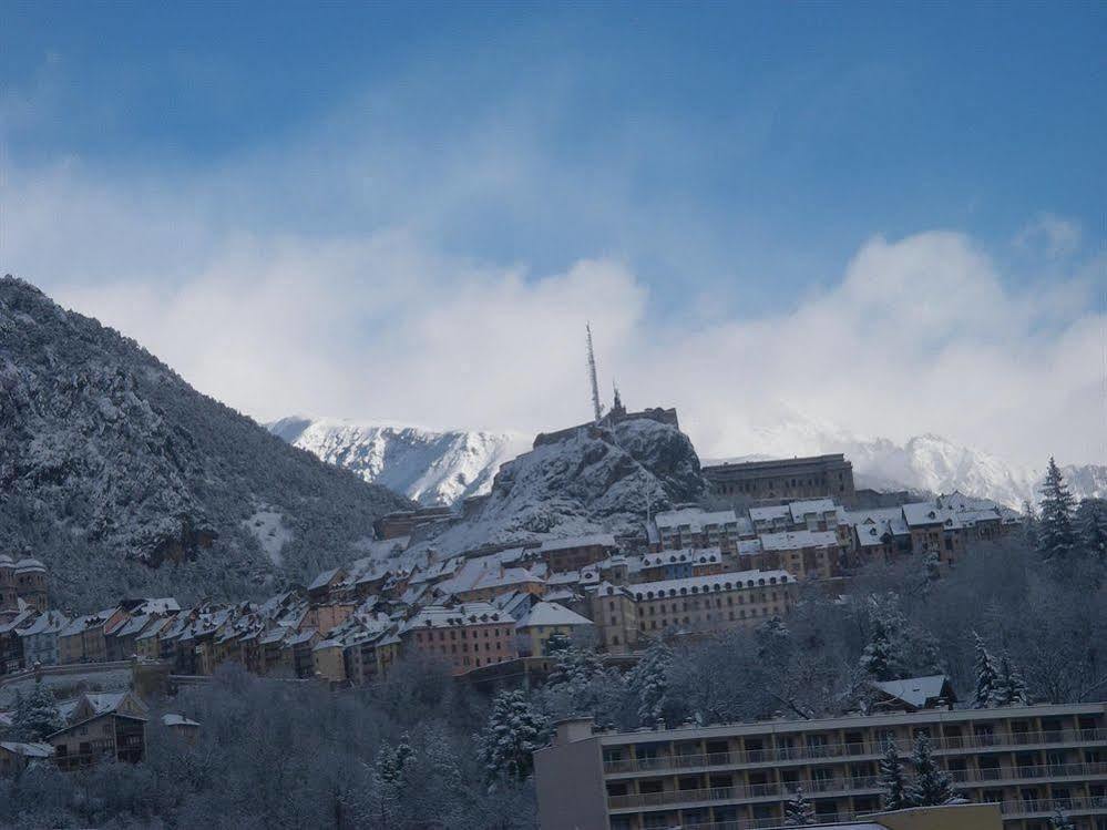 Hotel De Paris Briançon Exterior foto